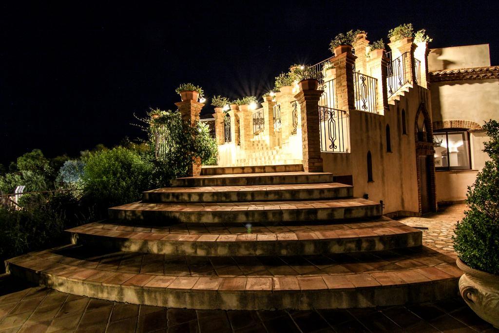 Le Colline Del Gelso-Masseria Mazzei Rossano Exterior photo