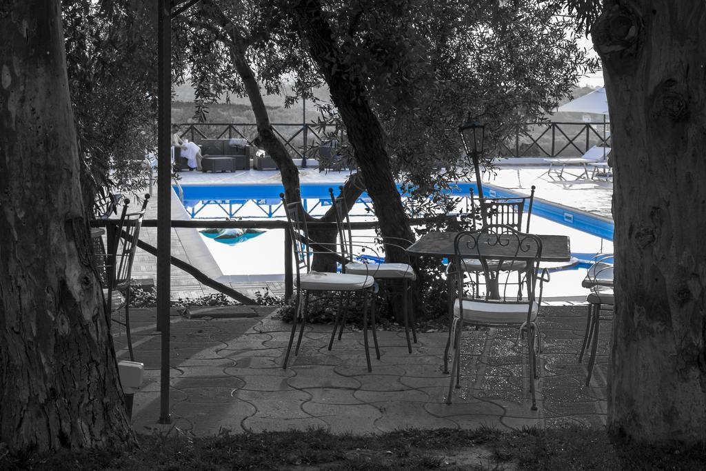Le Colline Del Gelso-Masseria Mazzei Rossano Exterior photo