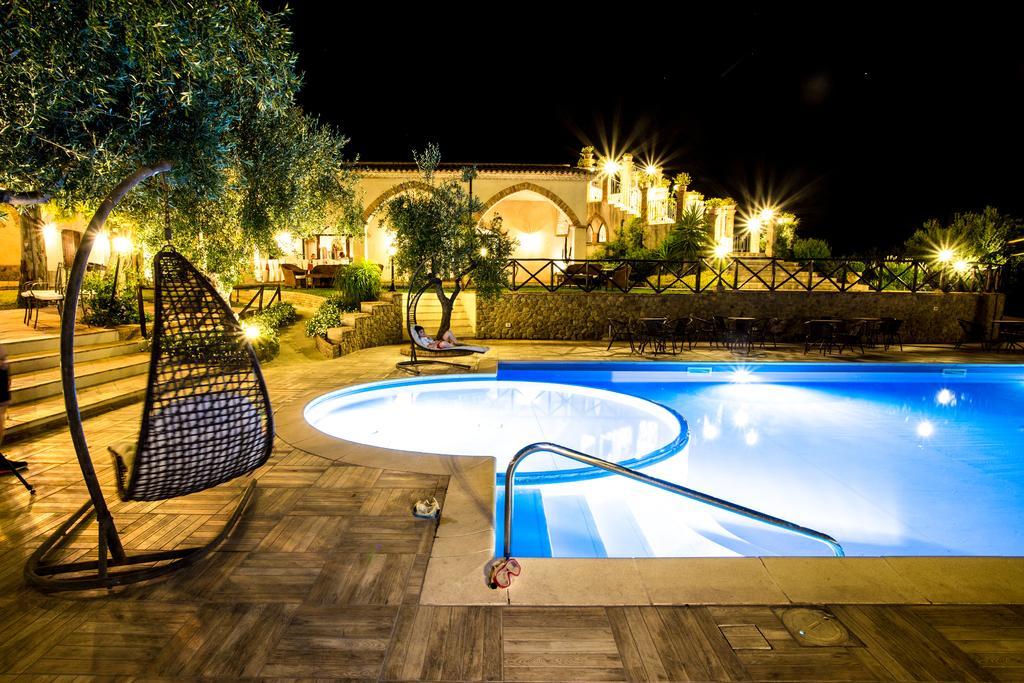 Le Colline Del Gelso-Masseria Mazzei Rossano Exterior photo