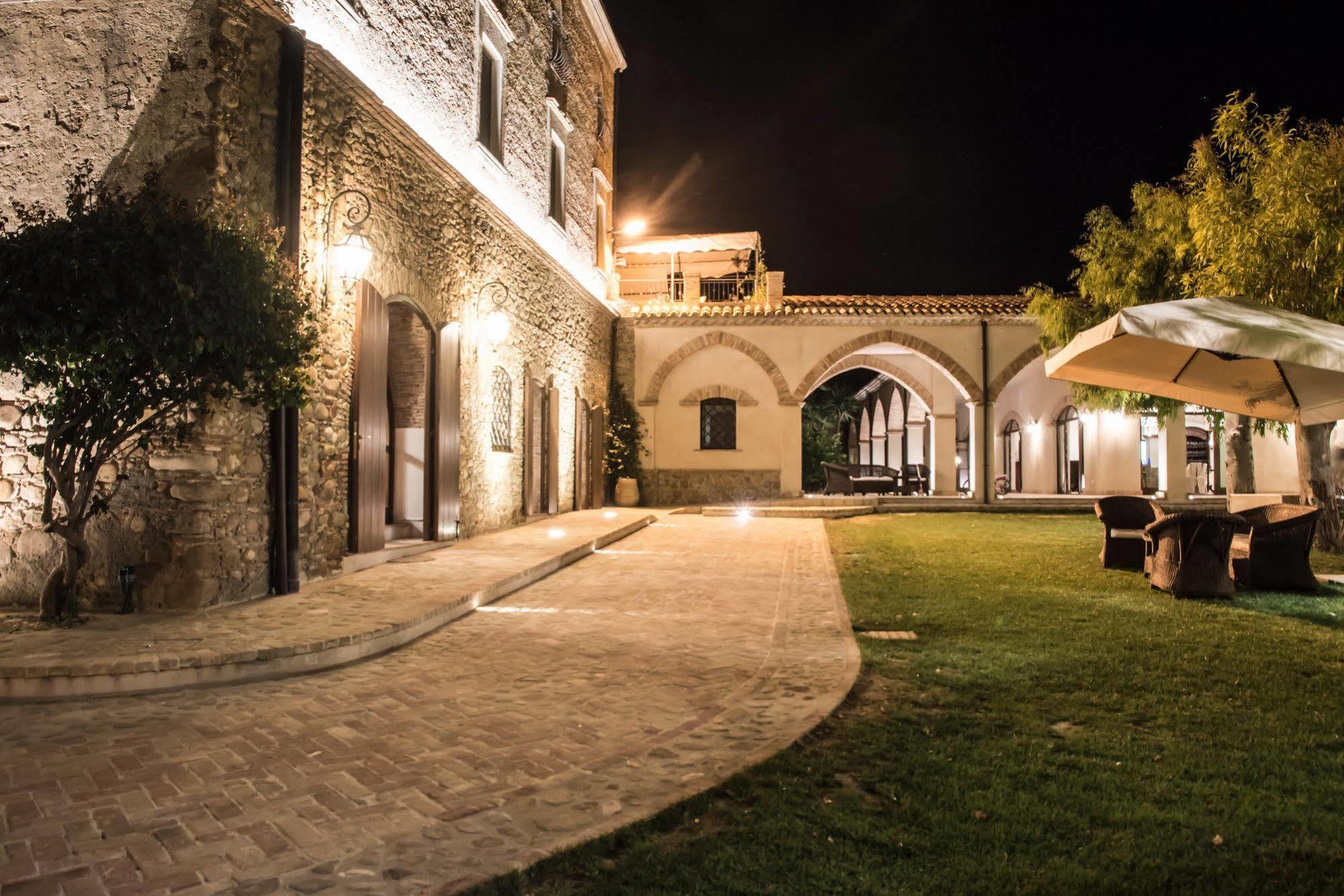 Le Colline Del Gelso-Masseria Mazzei Rossano Exterior photo